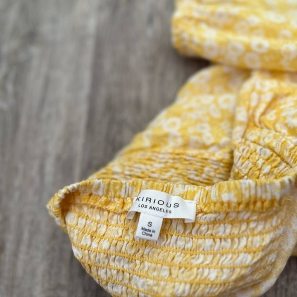 Kirious womens top size small - Picture 4 of 4